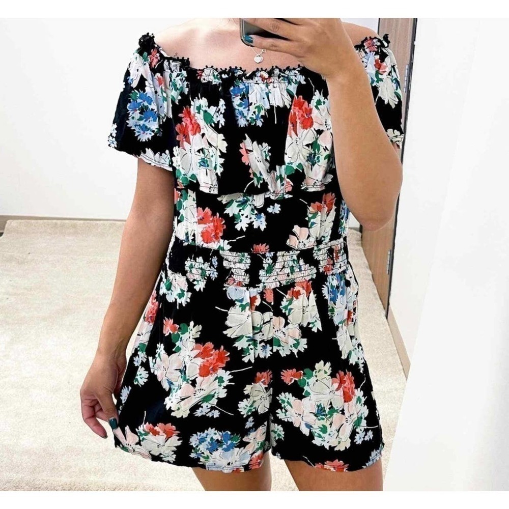 Abercrombie & Fitch Off Shoulder Floral Romper Size S